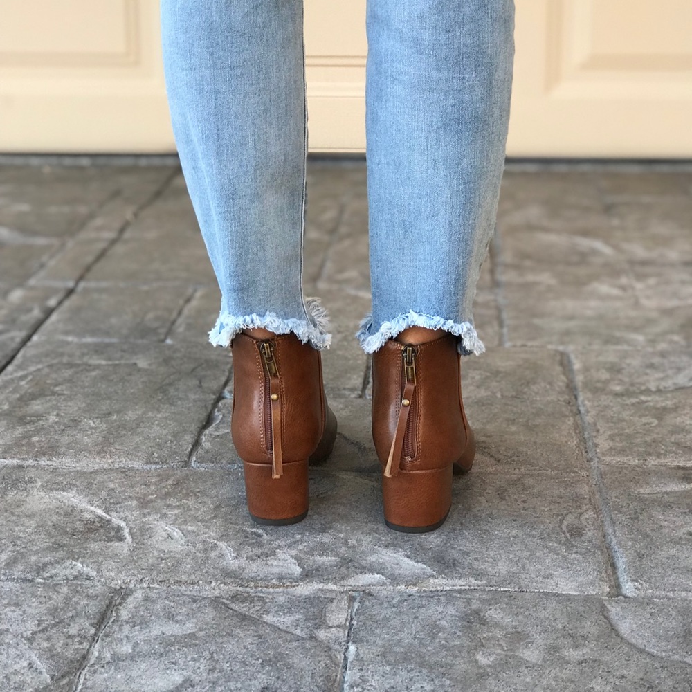 Cognac Back Zipper Block Heel Booties - Picture 4 of 8
